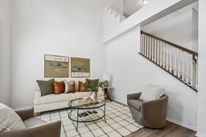 Lord Byron Cir-S1906-008.jpg