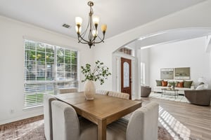 Lord Byron Cir-S1906-017.jpg