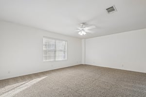 Lord Byron Cir-S1906-041.jpg