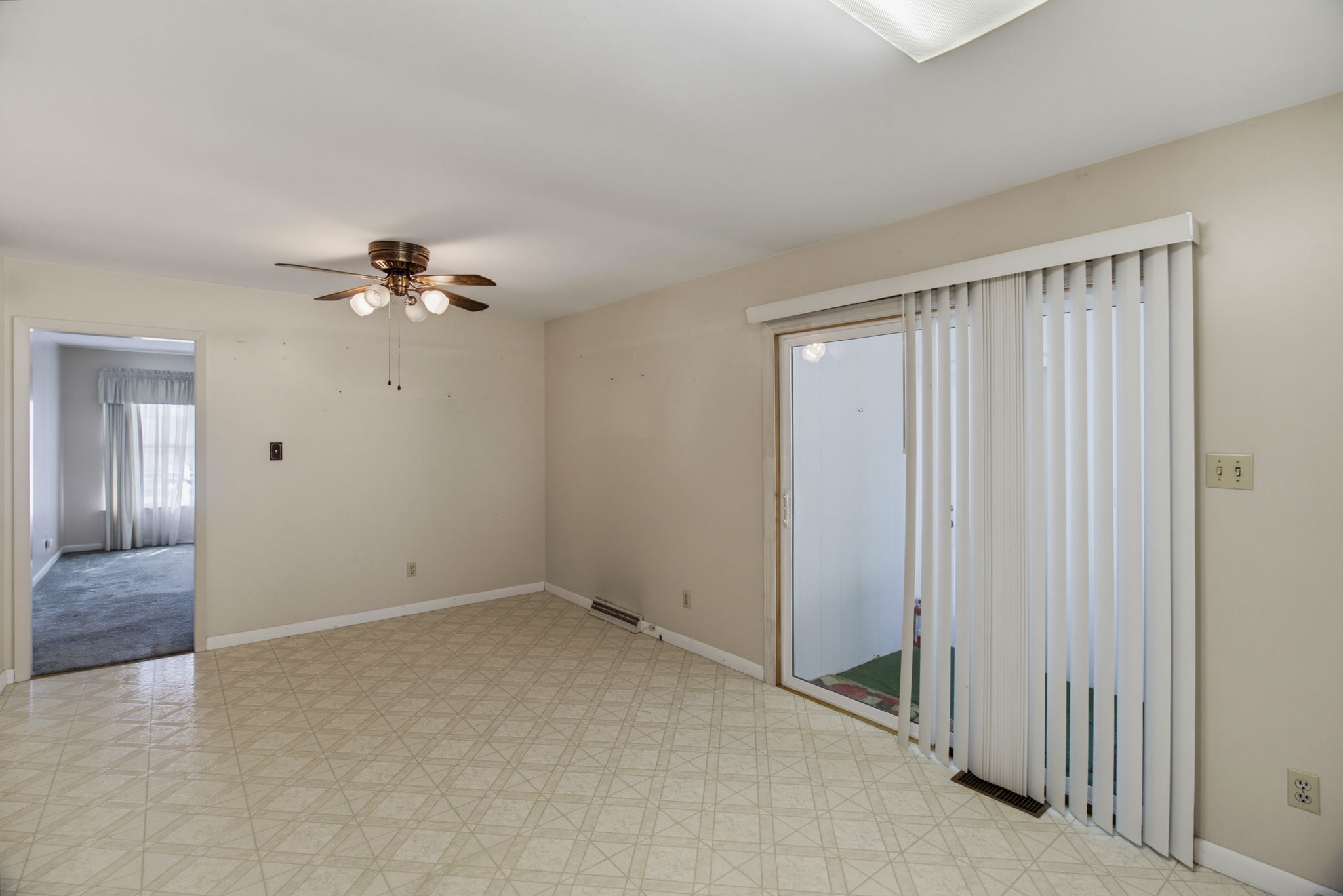 4002 Rehobeth Church Rd-16