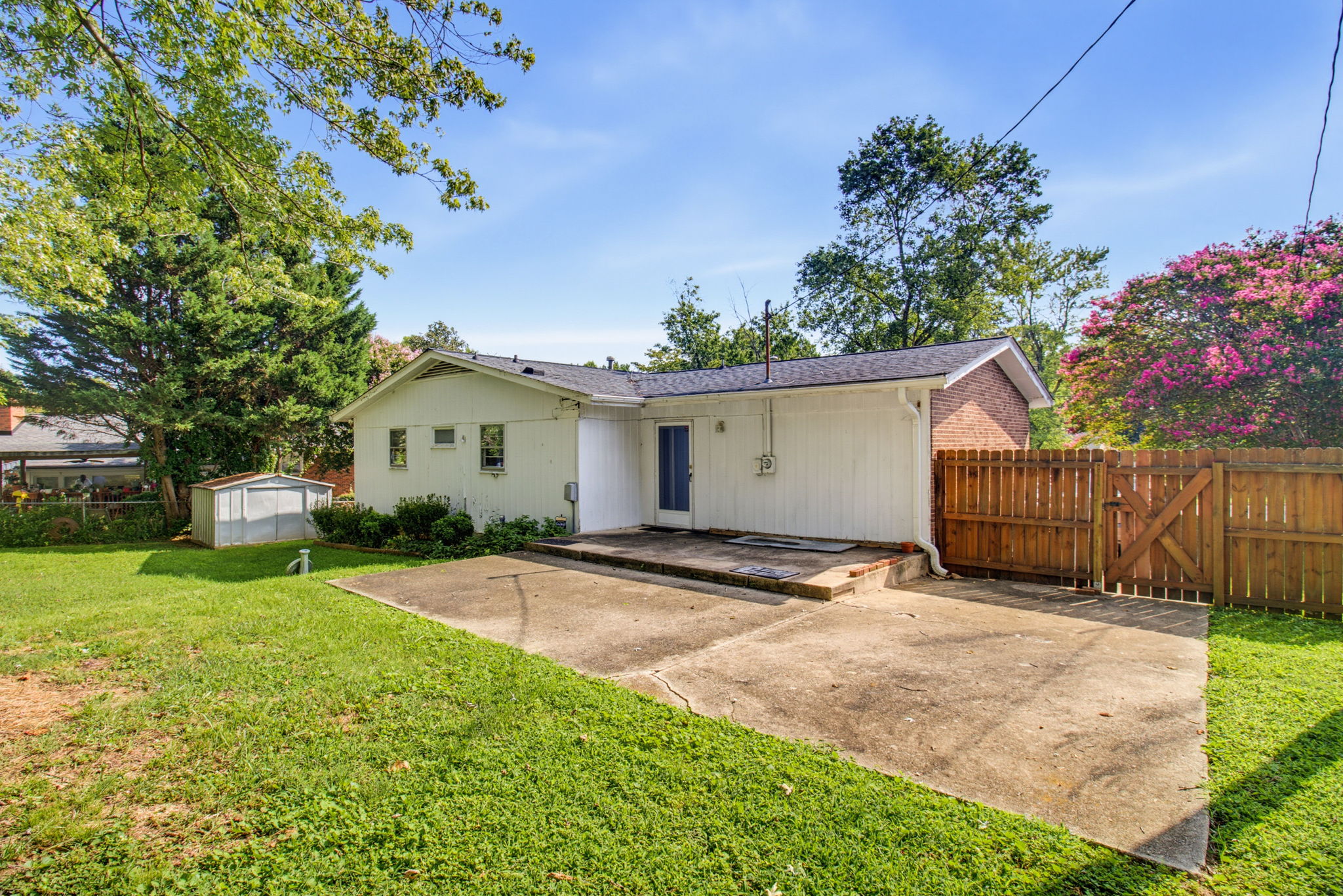 4002 Rehobeth Church Rd-26