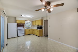 4002 Rehobeth Church Rd-12