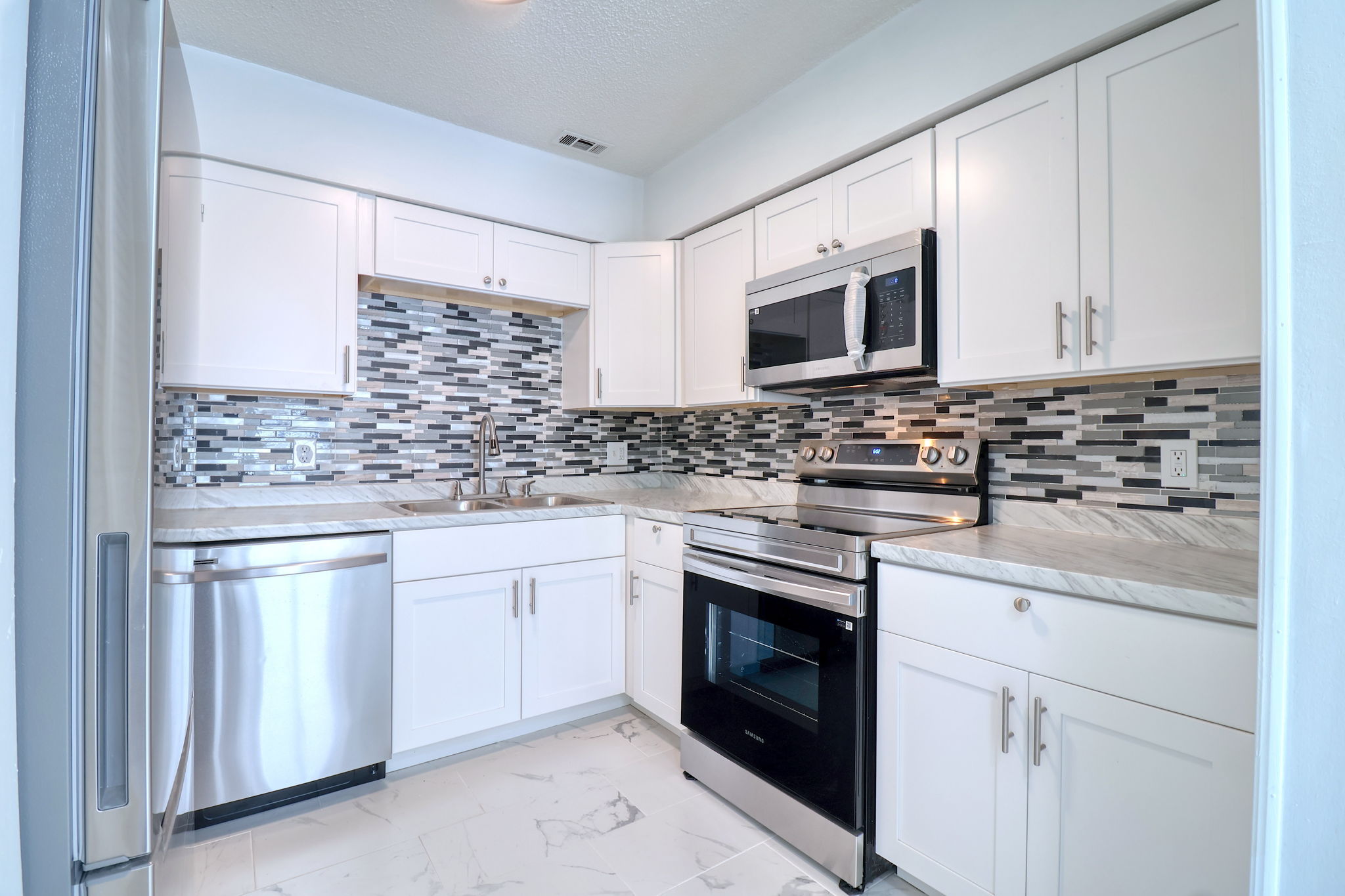 Gorgeous New Kitchen