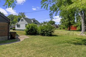  Photo 35
