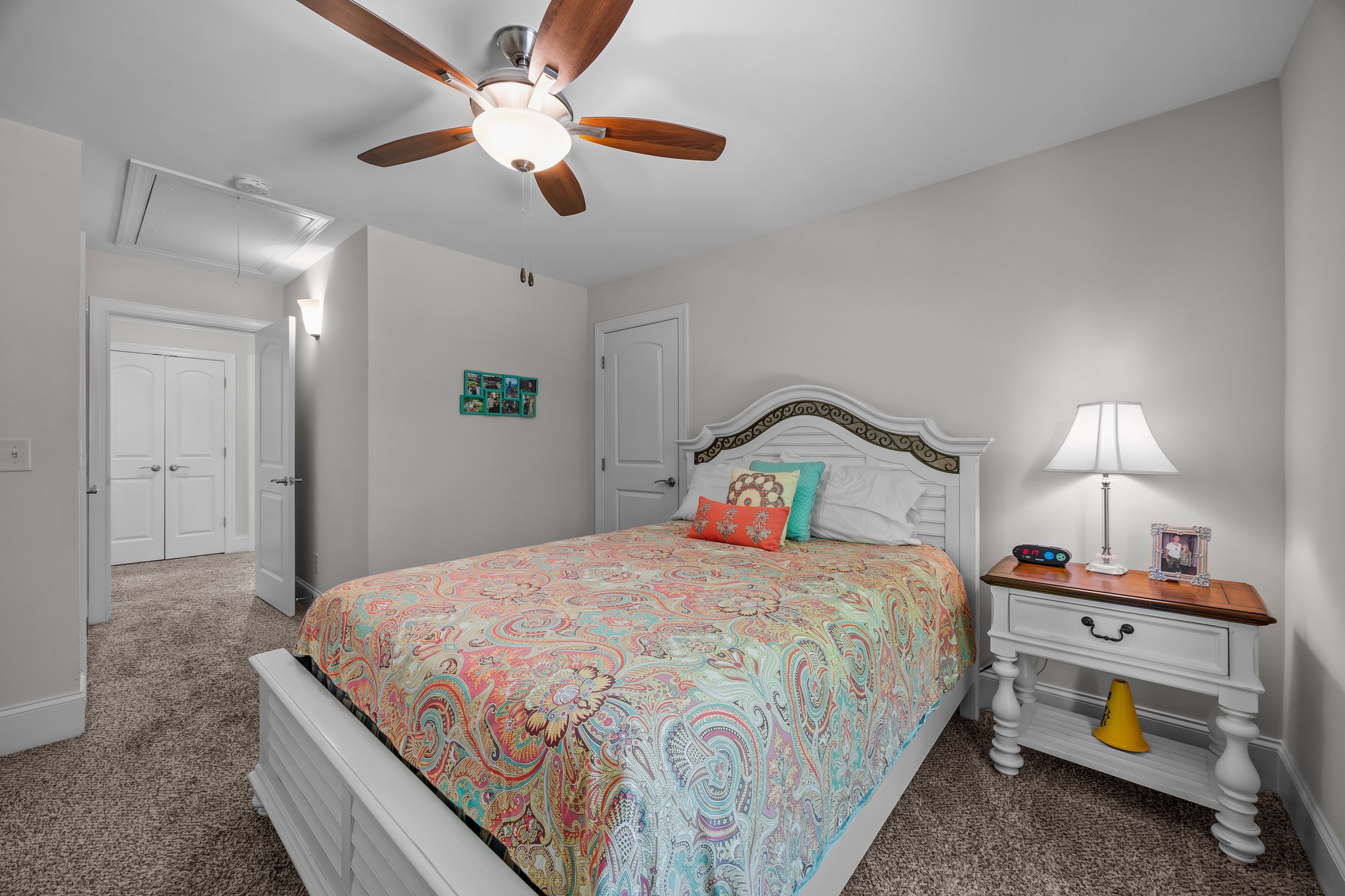 Pull down attic stairs