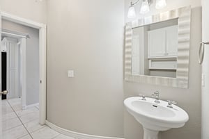 4004 Stonebridge Cir_031.jpg