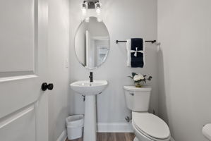  Photo 9