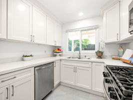 Kitchen features Stainless Appliances w/GAS Stove for fun cooking!