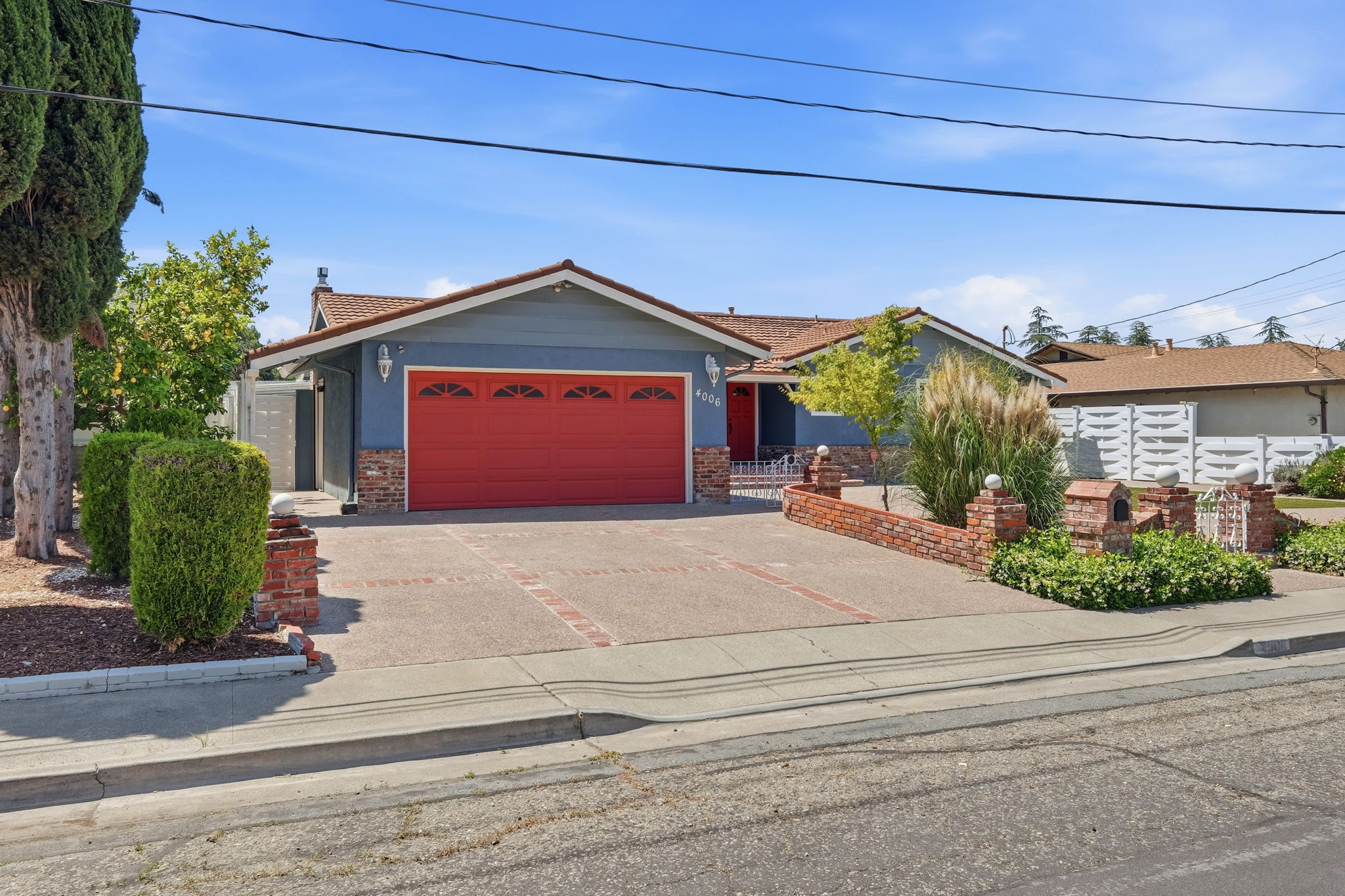 002_F8_4006 Boulder Dr