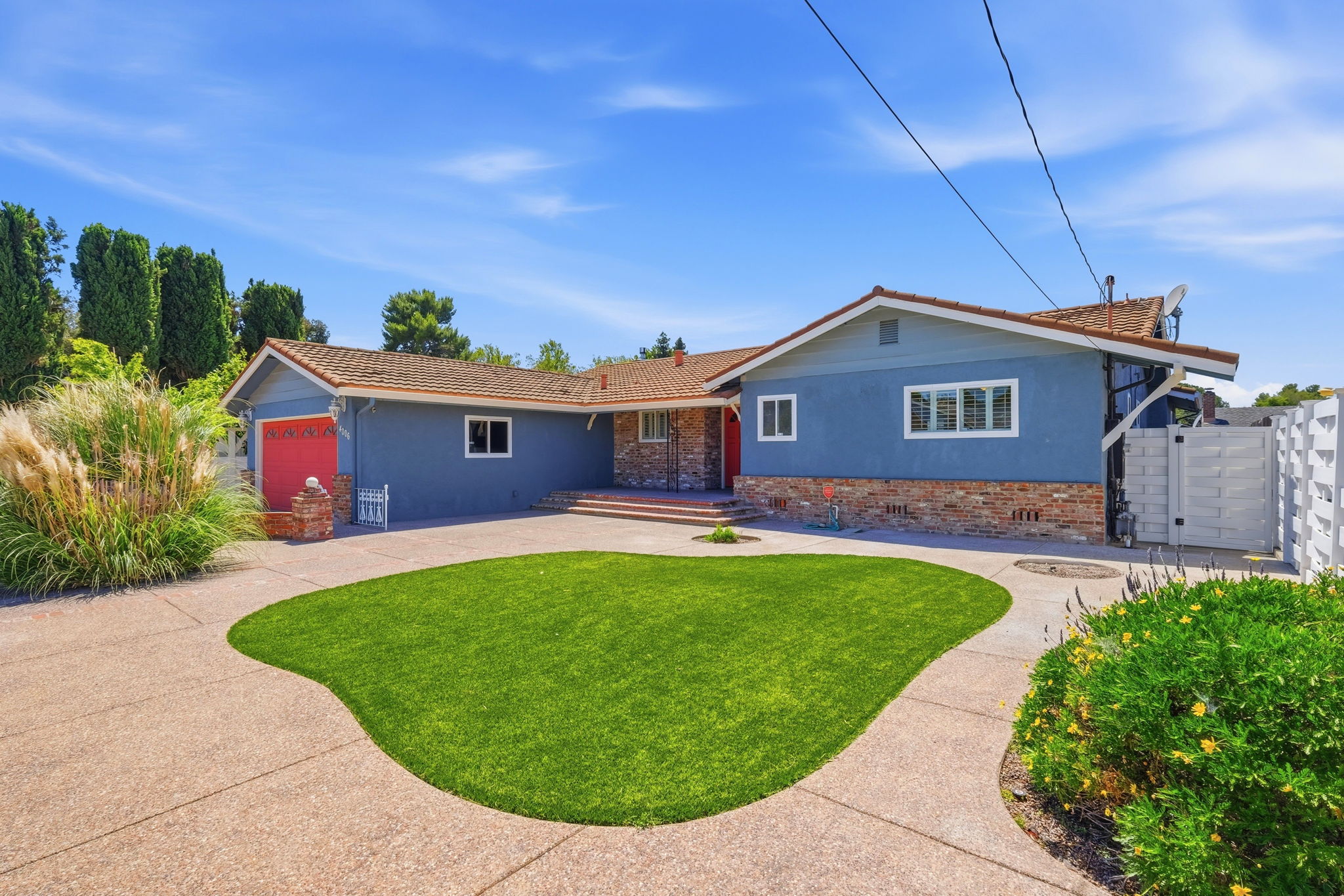 004_F8_4006 Boulder Dr