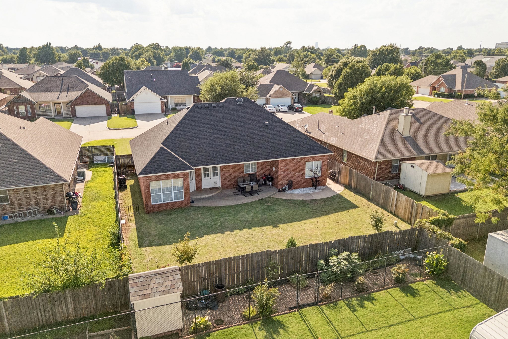 4008 Lamar Dr_004.jpg