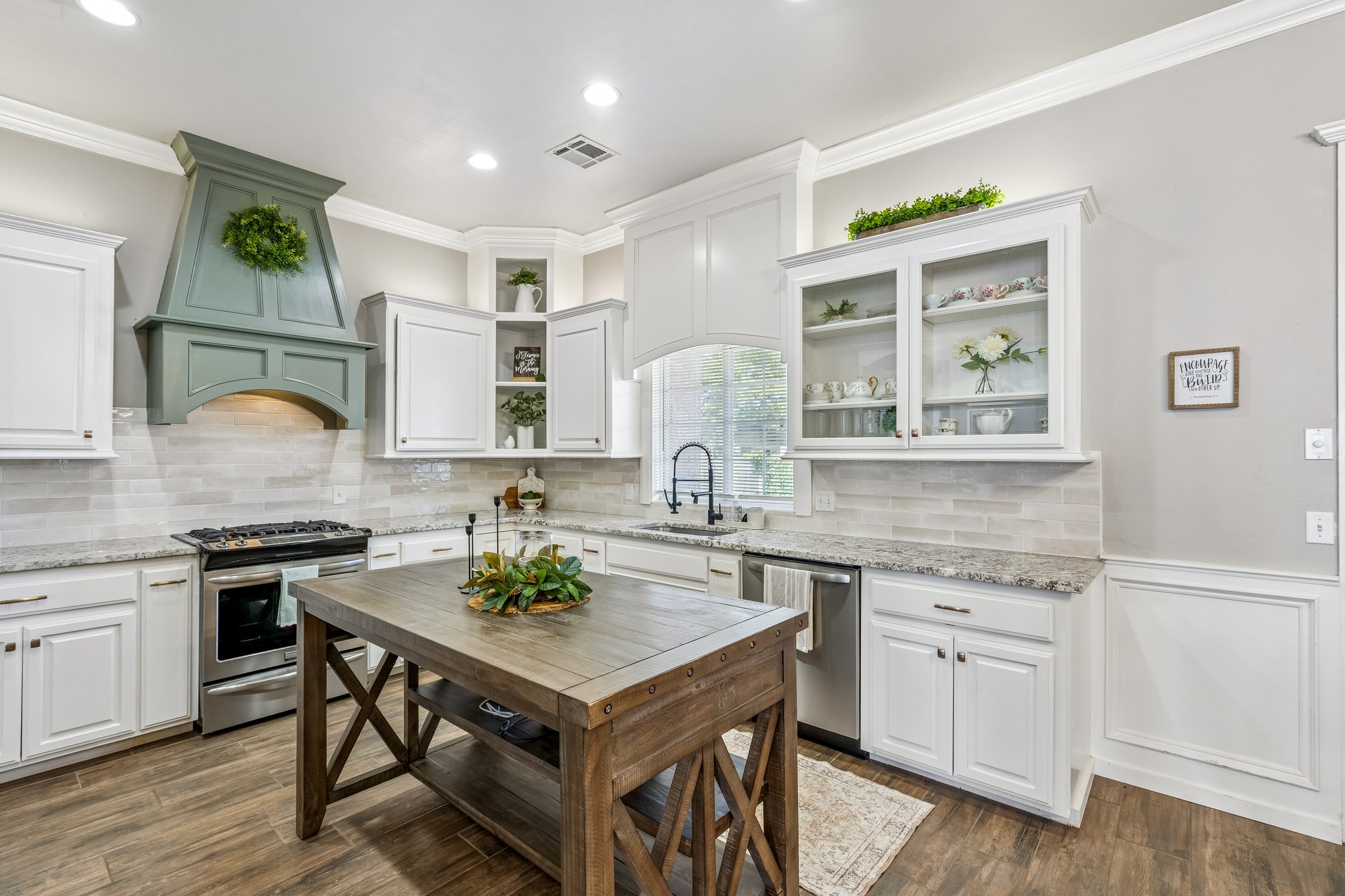 4008 Lamar Dr_020.jpg
