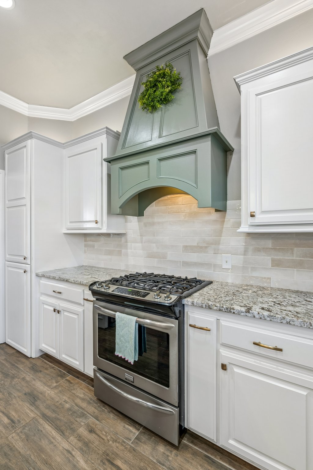 4008 Lamar Dr_023.jpg