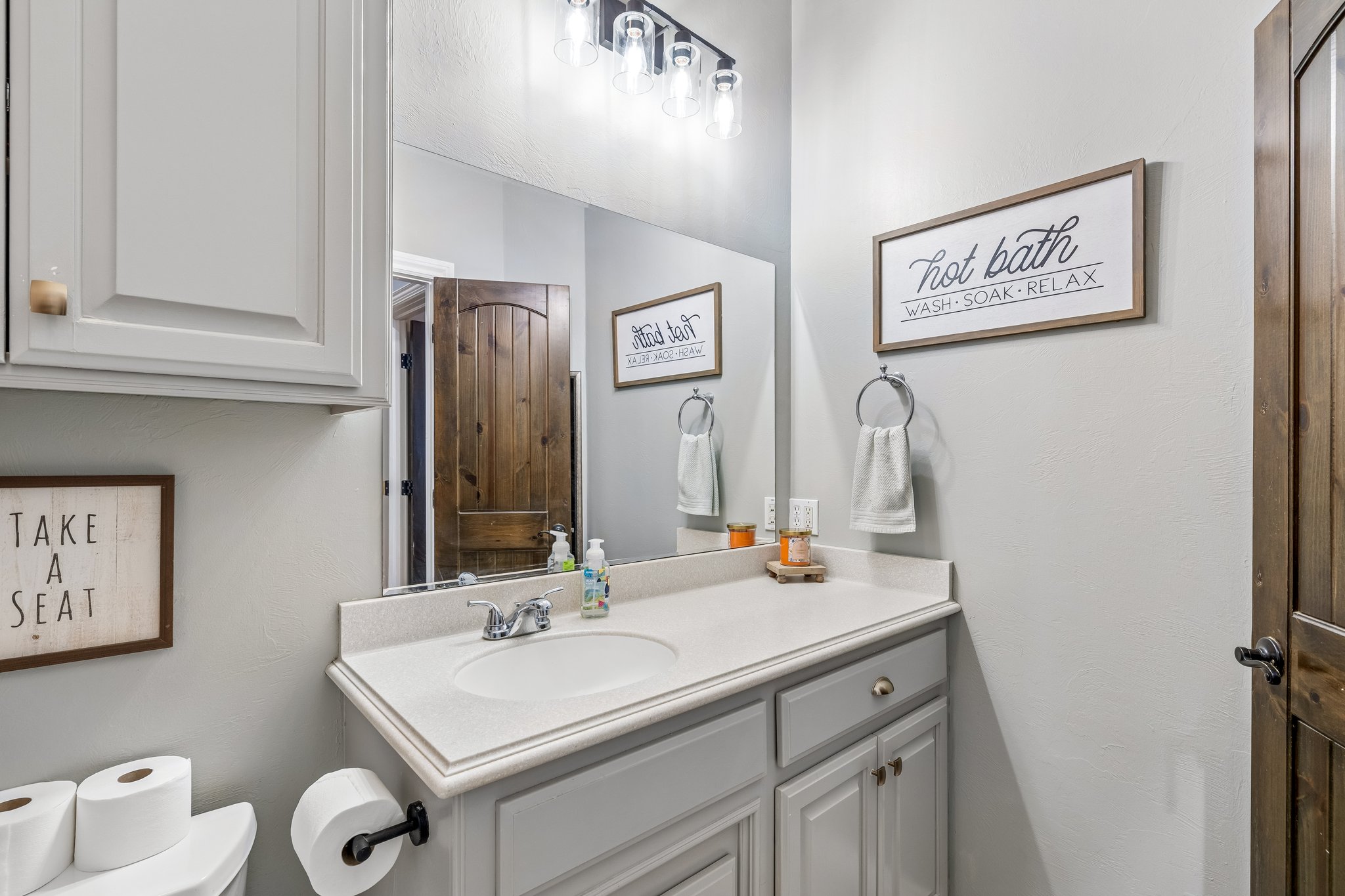 4008 Lamar Dr_042.jpg