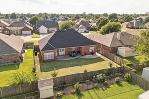 4008 Lamar Dr_004.jpg