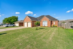 4008 Lamar Dr_003 (2).jpg