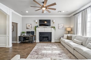 4008 Lamar Dr_008.jpg