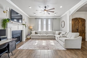 4008 Lamar Dr_014.jpg