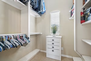 4008 Lamar Dr_035.jpg
