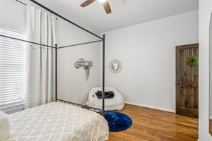 4008 Lamar Dr_037.jpg