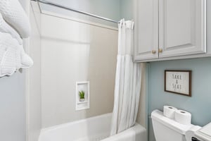4008 Lamar Dr_041.jpg