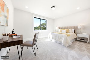  Photo 76