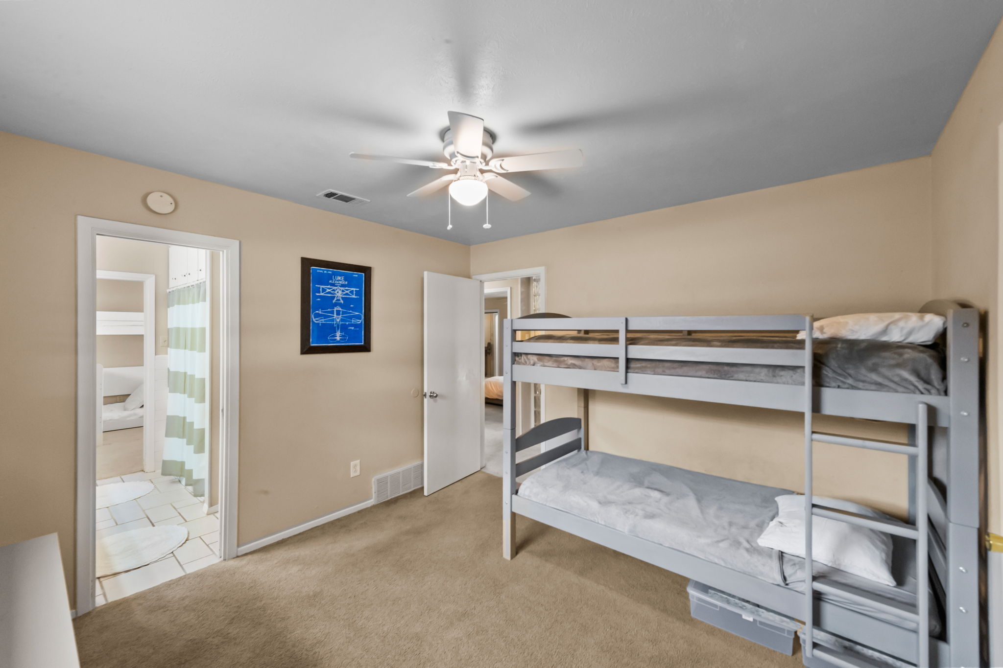4008 Twilight Dr S, Benbrook, TX 76116, USA Photo 32