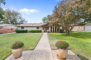 4008 Twilight Dr S, Benbrook, TX 76116, USA Photo 2