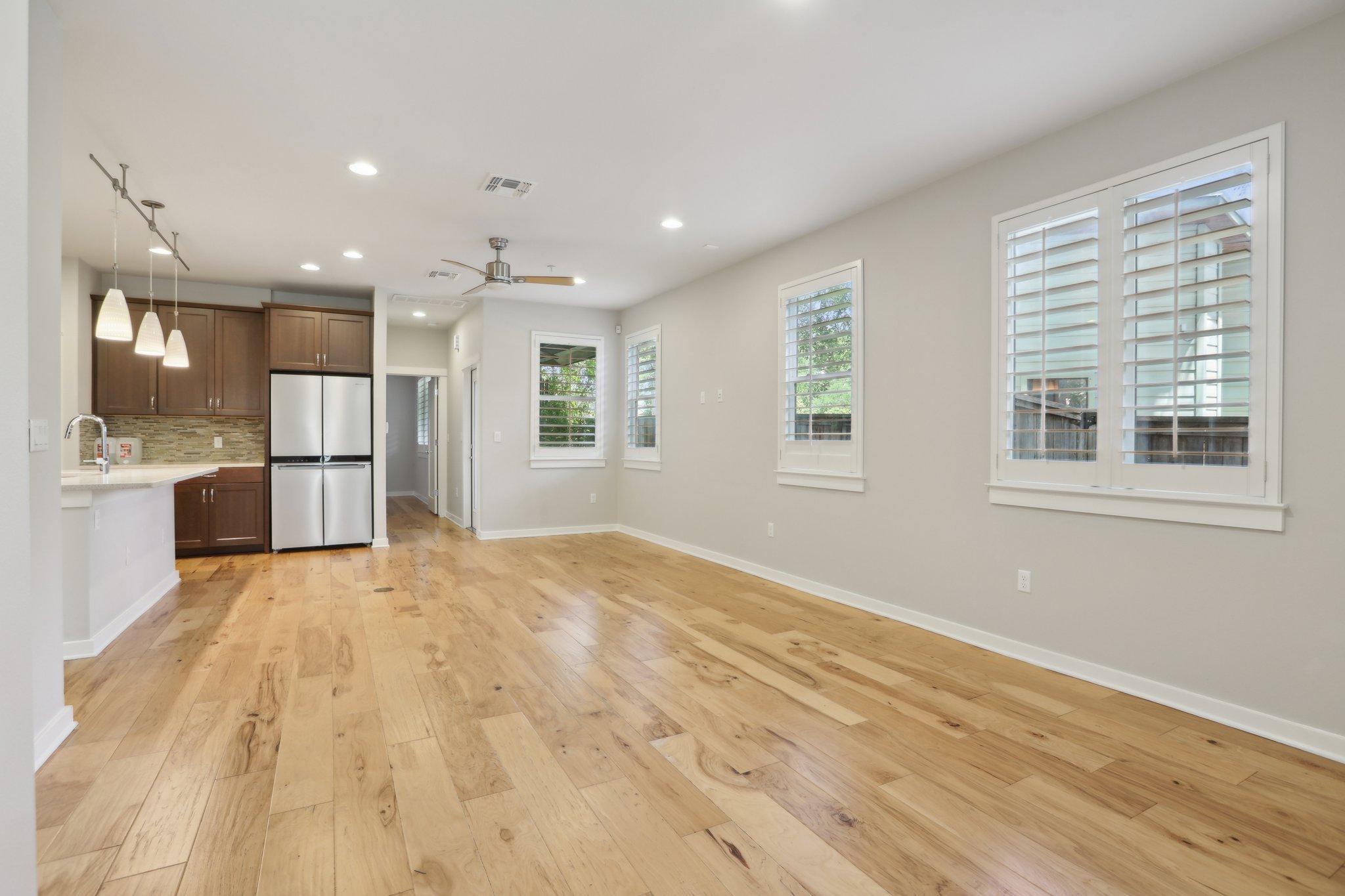 Valley View Rd unit a-1205-008.jpg