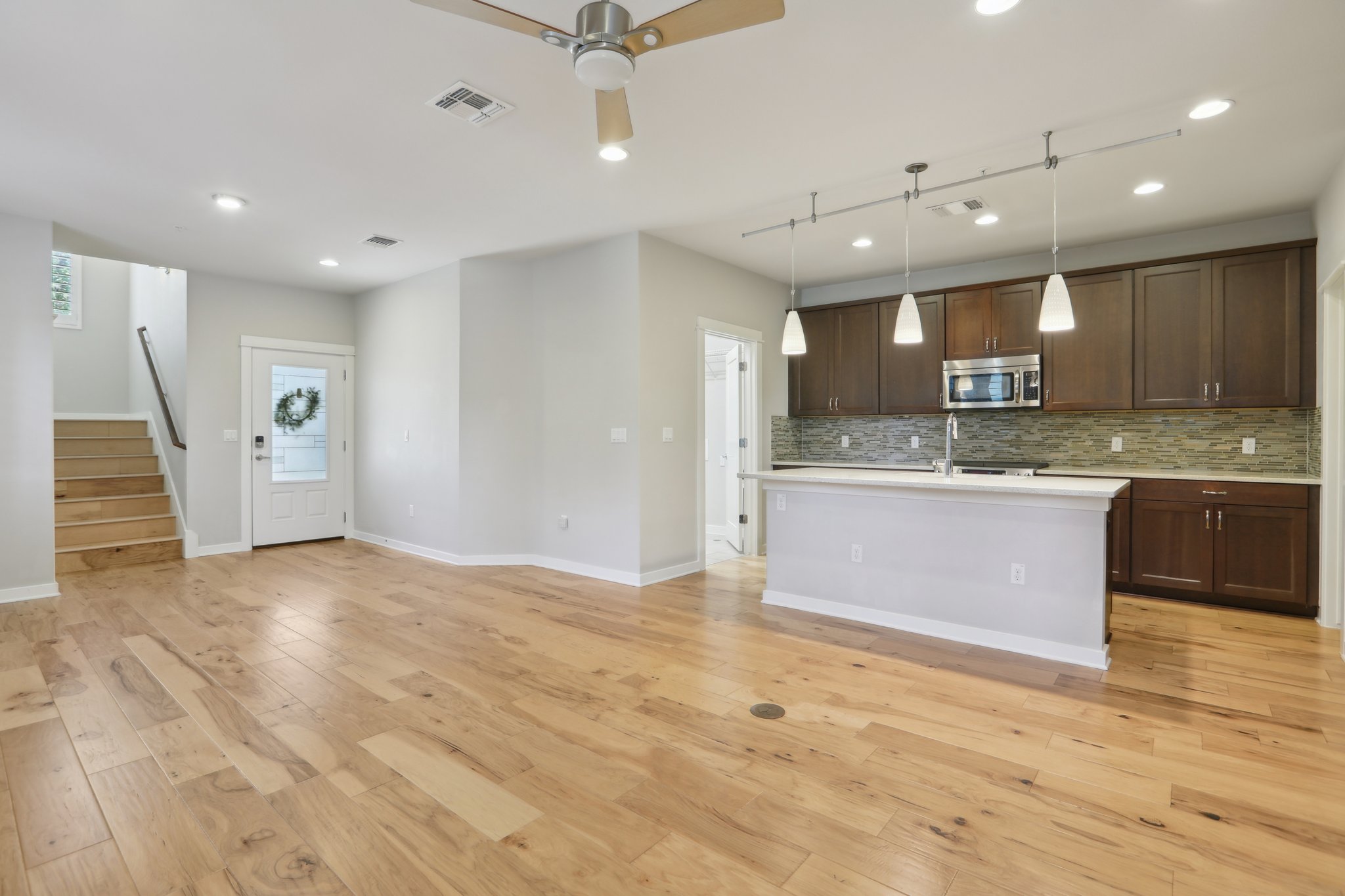 Valley View Rd unit a-1205-010.jpg