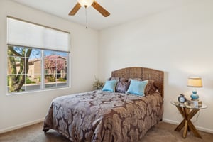 4009 N 164th Dr - 016.jpg