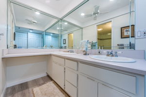 Primary Bathroom 1a-2