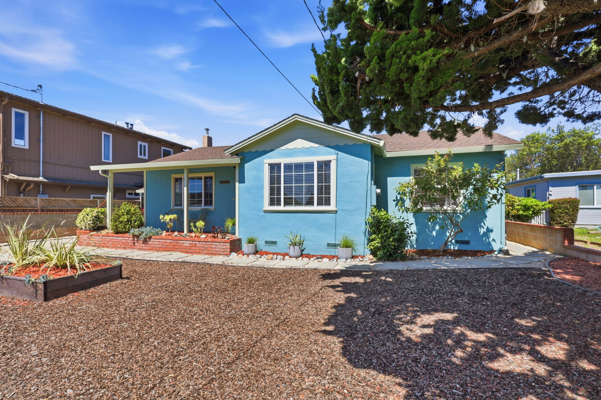 002_F8_401 15th Ave