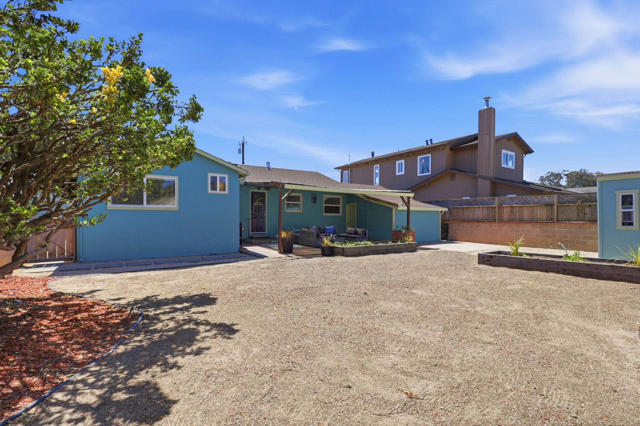 045_F8_401 15th Ave