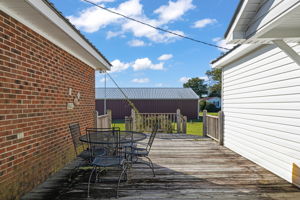  Photo 32
