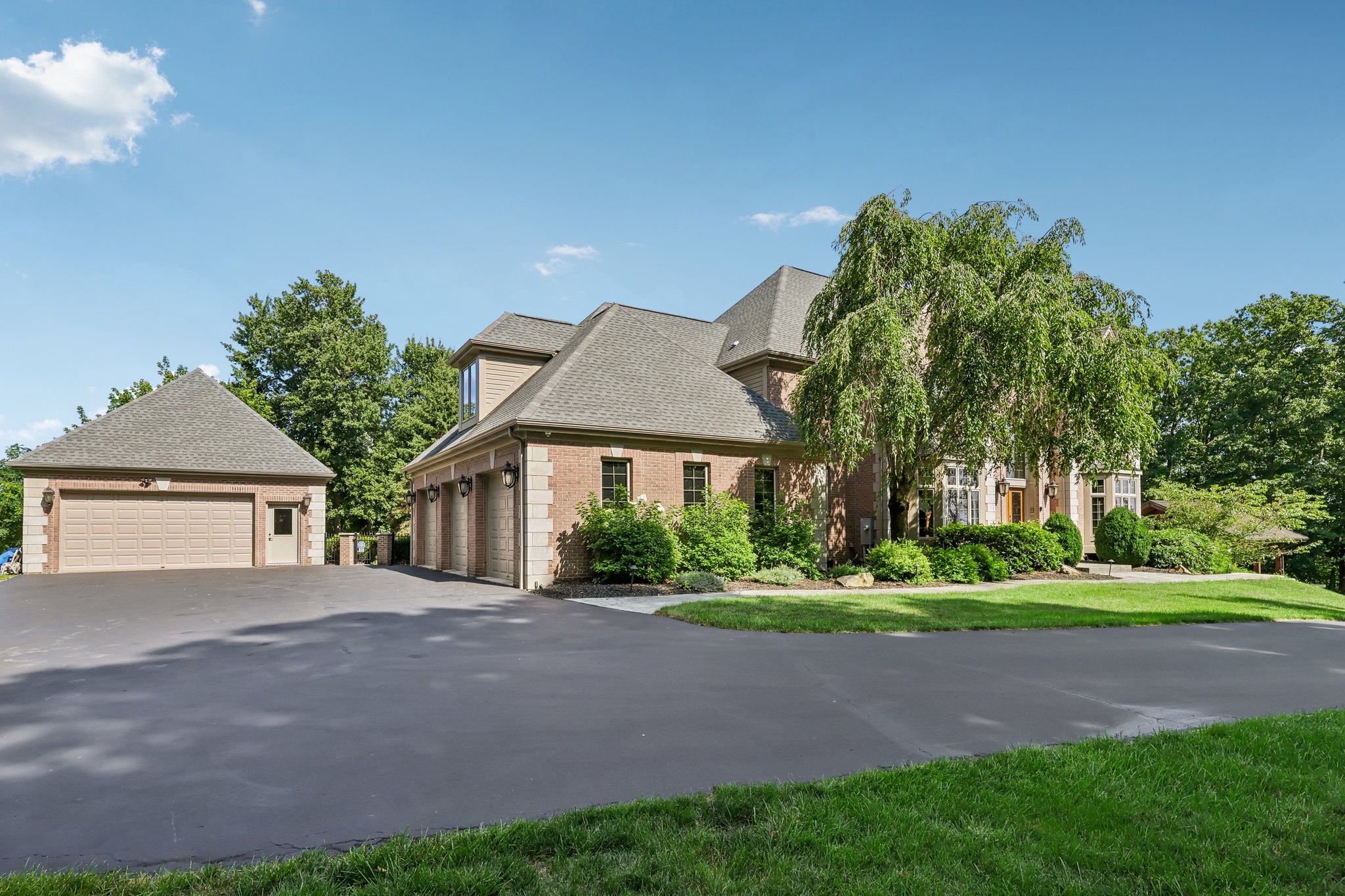 Blackstone Ln-S2407-002.jpg