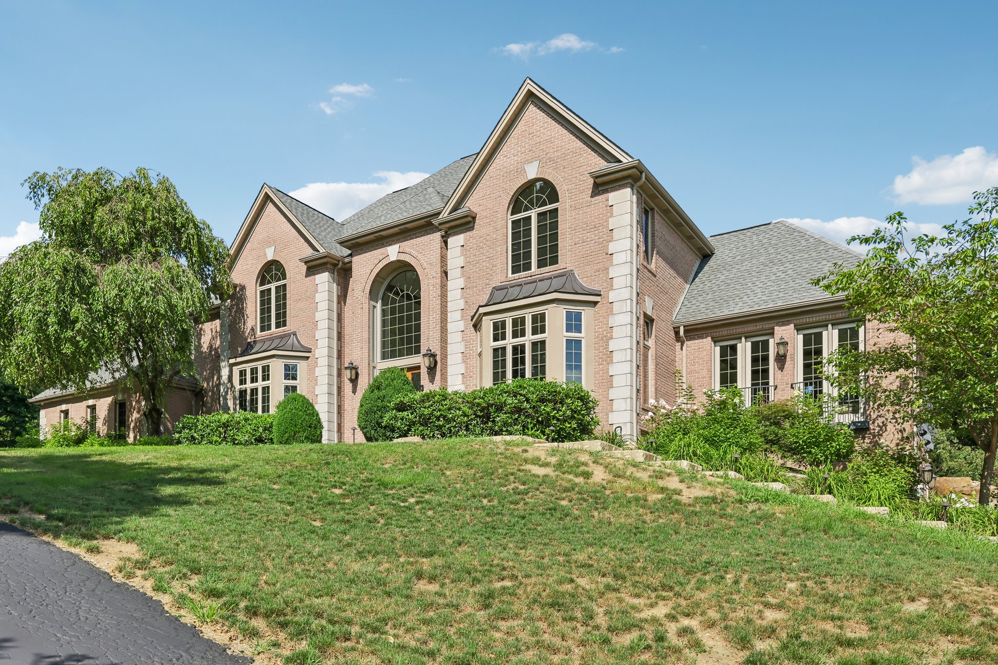 Blackstone Ln-S2407-006.jpg