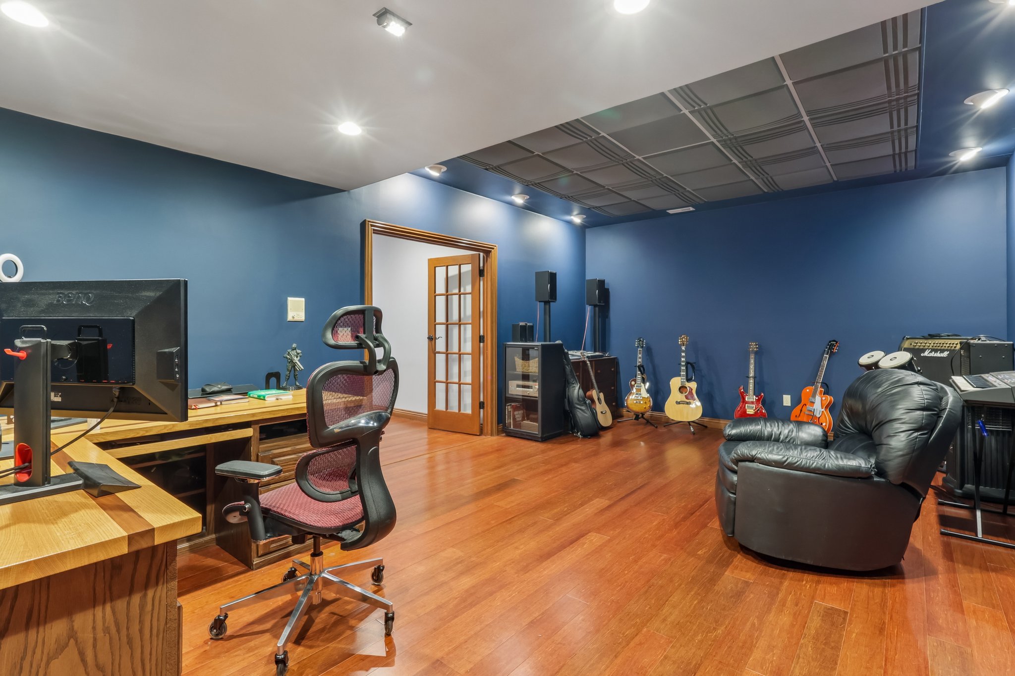 Blackstone Ln-S2407-034.jpg