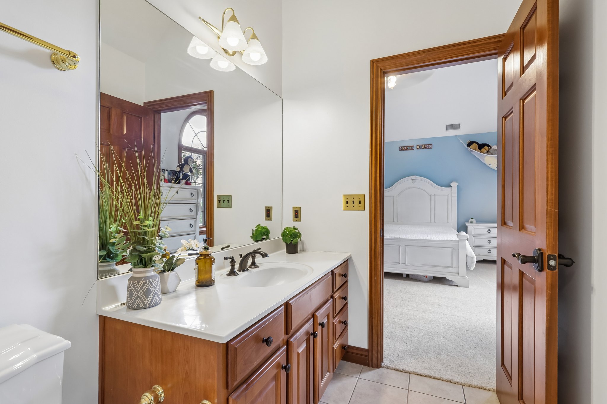 Blackstone Ln-S2407-066.jpg