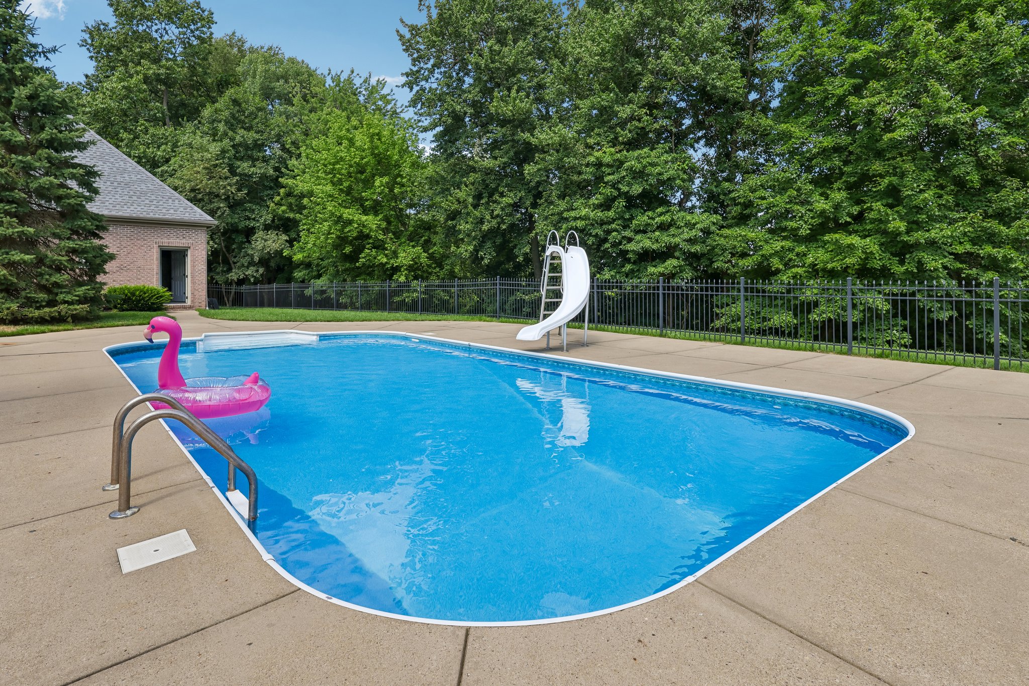 Blackstone Ln-S2407-077.jpg
