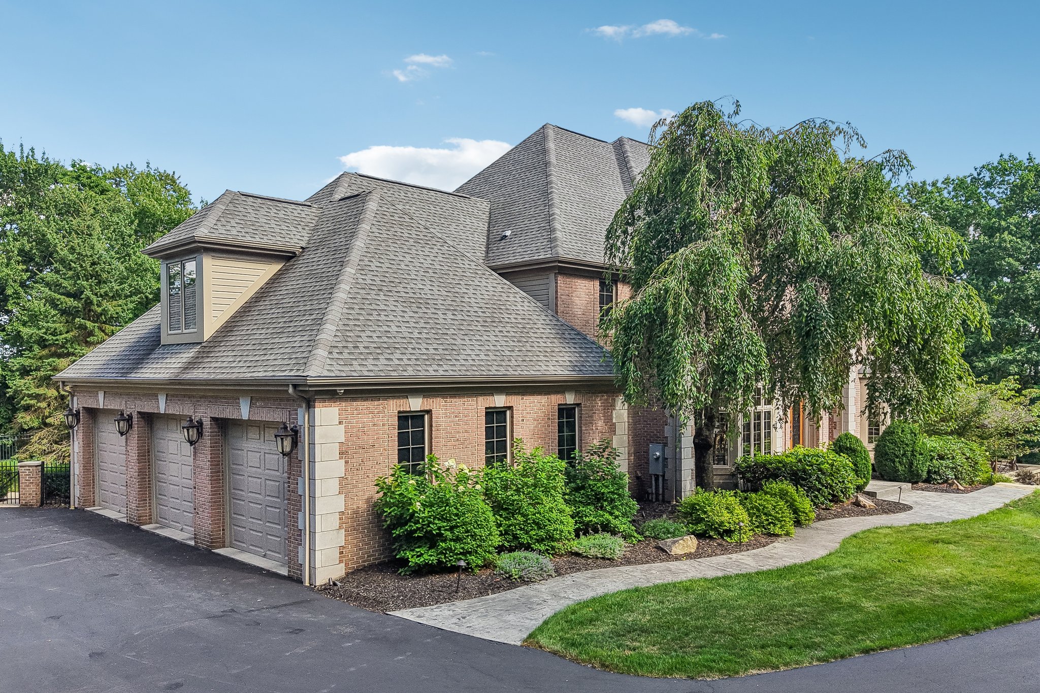 Blackstone Ln-S2407-093.jpg