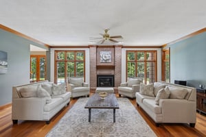 Blackstone Ln-S2407-010.jpg