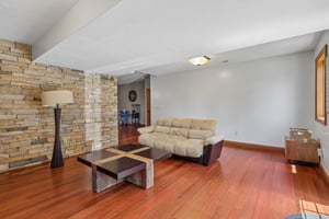 Blackstone Ln-S2407-026.jpg