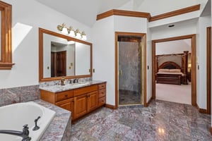Blackstone Ln-S2407-059.jpg