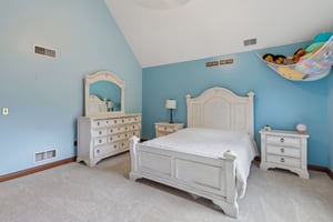 Blackstone Ln-S2407-063.jpg
