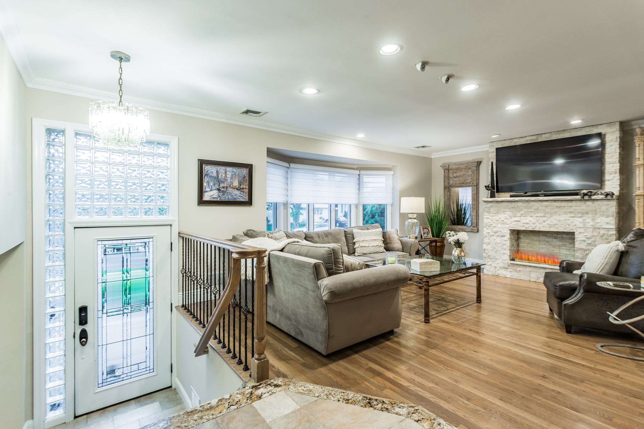  401 Bunker Dr, Oceanside, NY 11572, US Photo 7