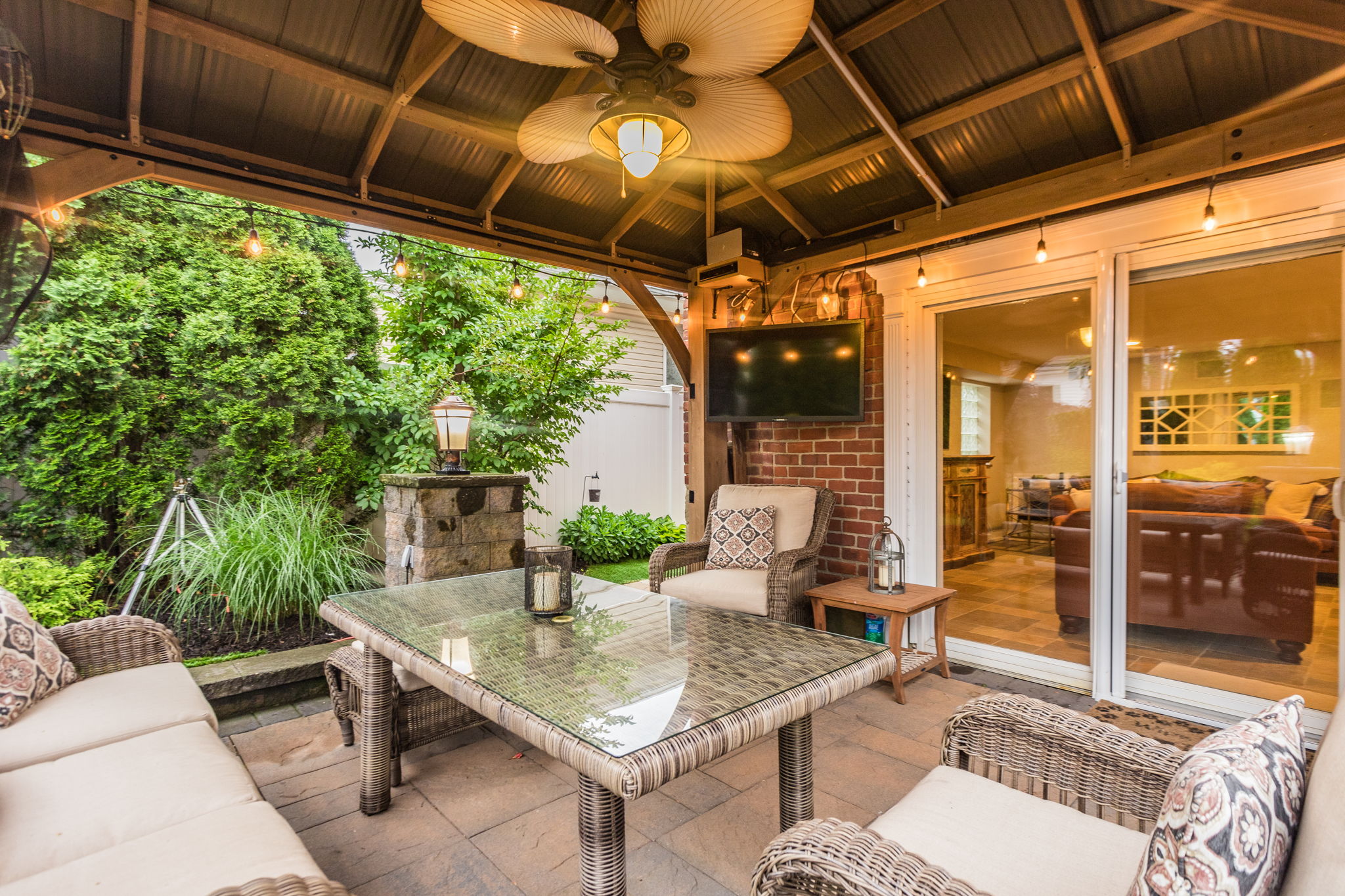  401 Bunker Dr, Oceanside, NY 11572, US Photo 48