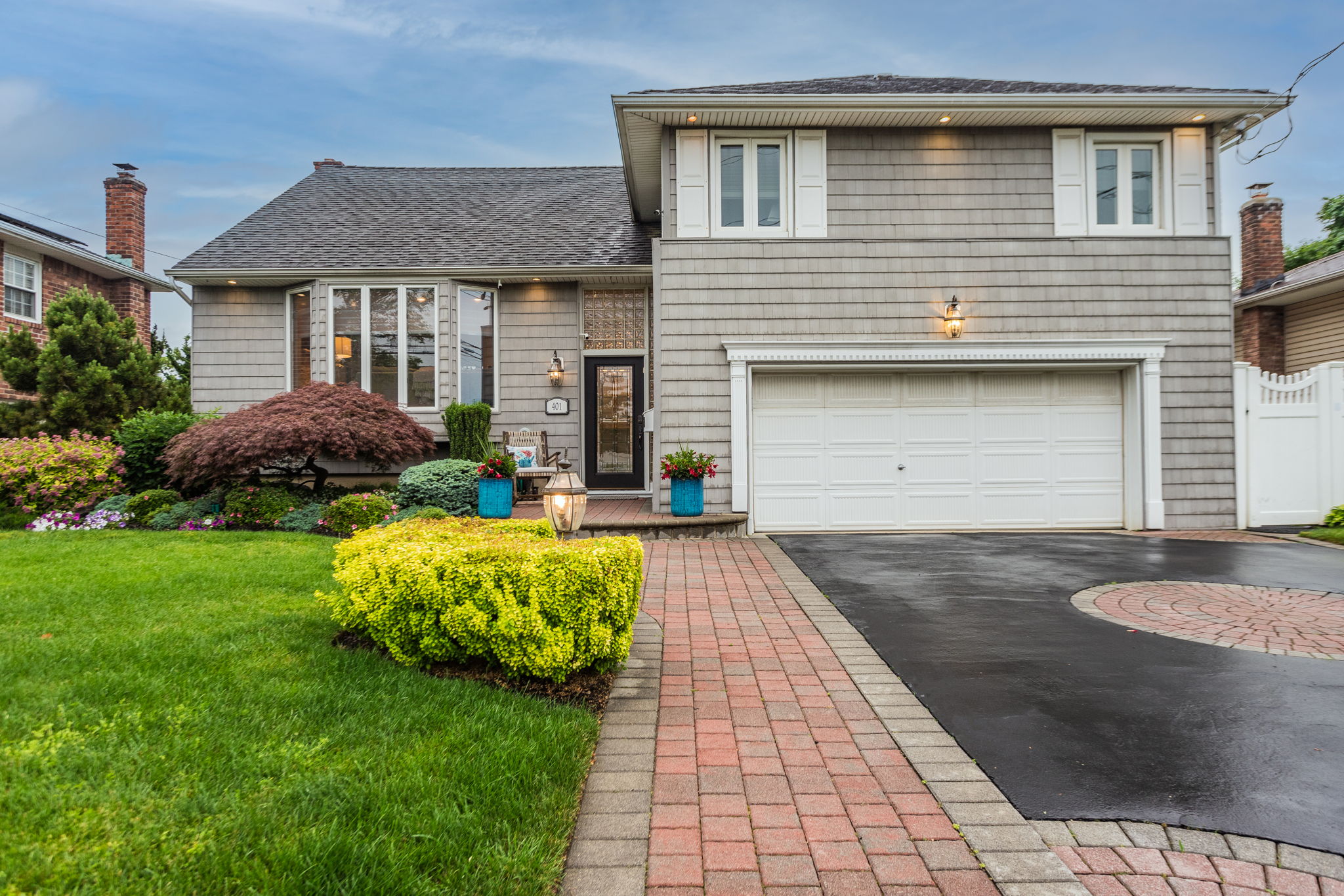  401 Bunker Dr, Oceanside, NY 11572, US Photo 2