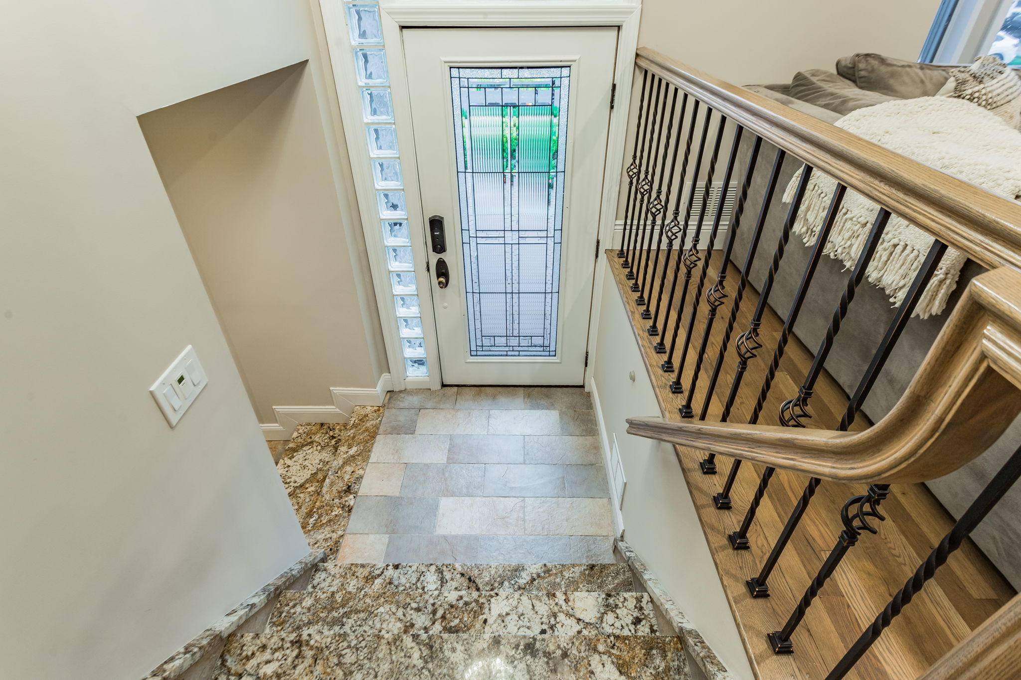  401 Bunker Dr, Oceanside, NY 11572, US Photo 8