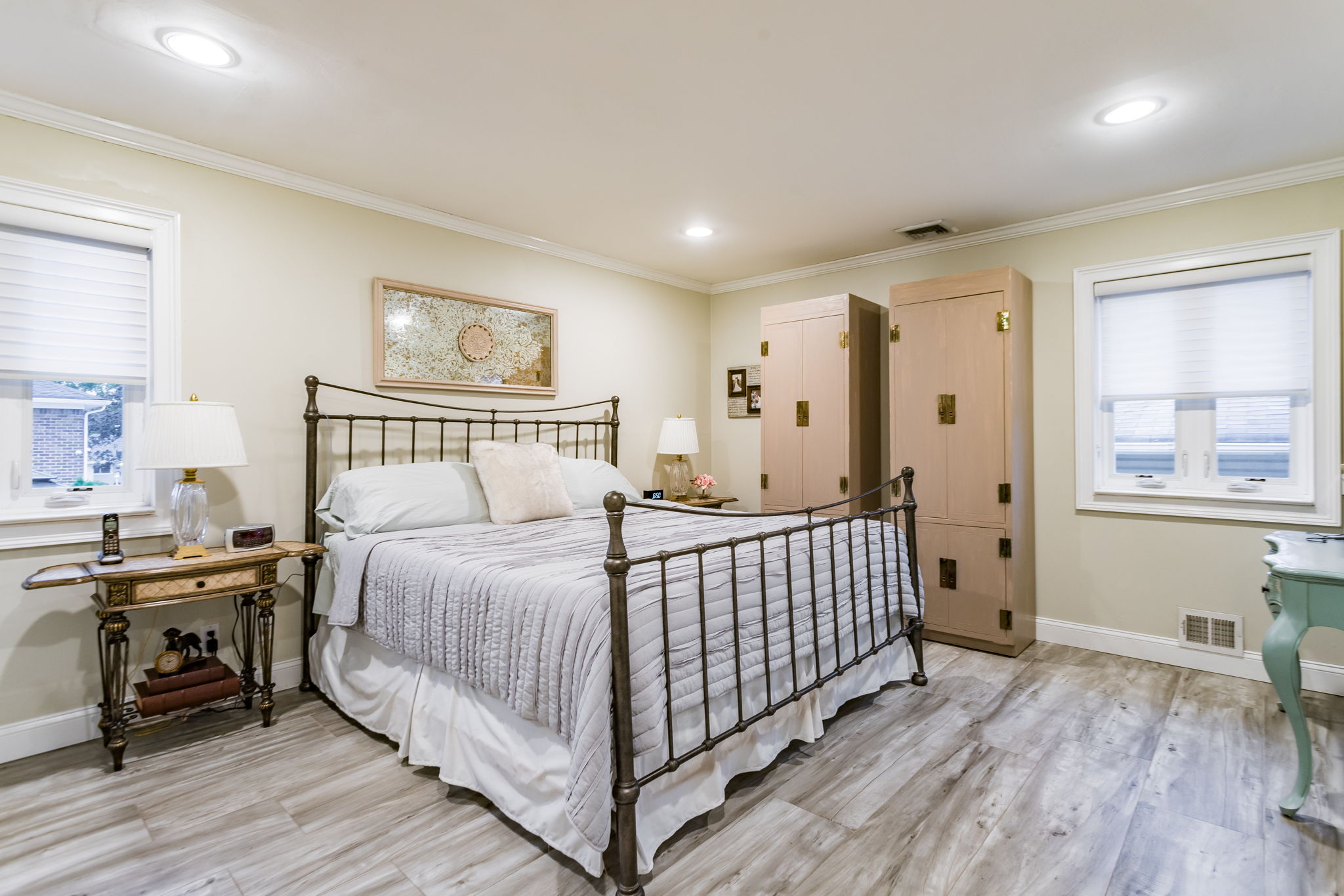  401 Bunker Dr, Oceanside, NY 11572, US Photo 33